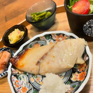 毎日日替わりのお魚メニューも人気です♡ …